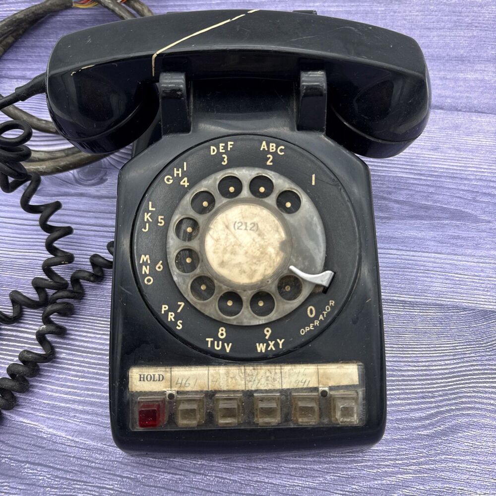 Vintage Bell Western Electric AT&T Model NYC 1960's Black rotary desk telephone